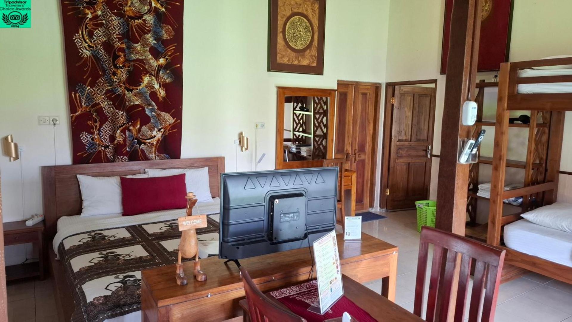 Alamanda Family Villas, Pool & Local Tours Jogjakarta Buitenkant foto