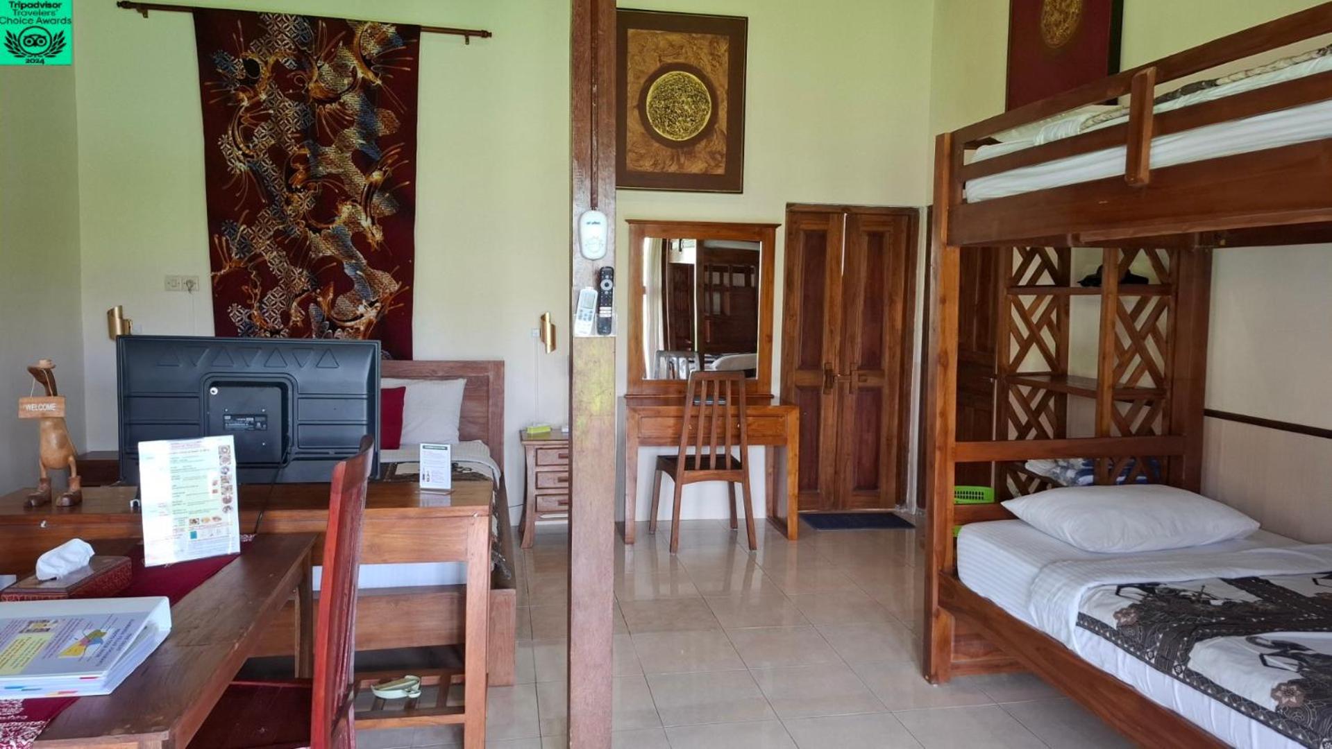 Alamanda Family Villas, Pool & Local Tours Jogjakarta Buitenkant foto