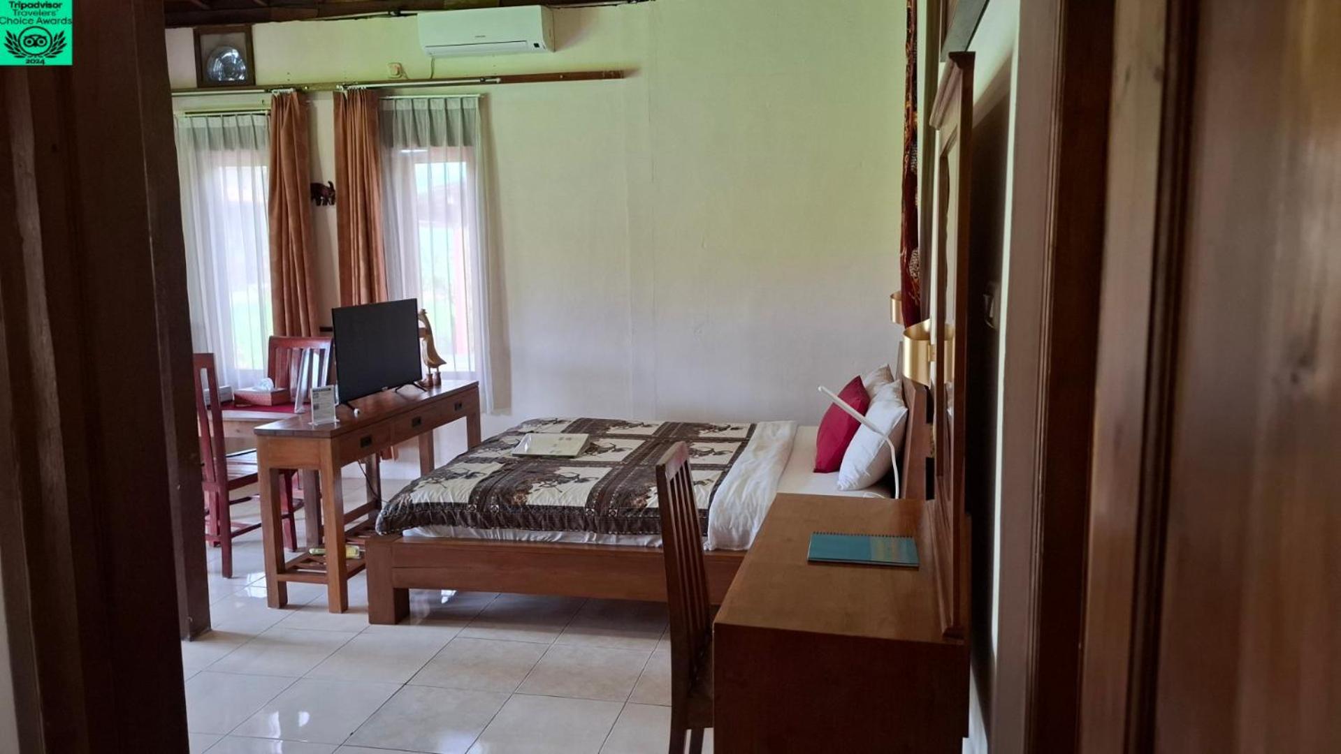 Alamanda Family Villas, Pool & Local Tours Jogjakarta Buitenkant foto